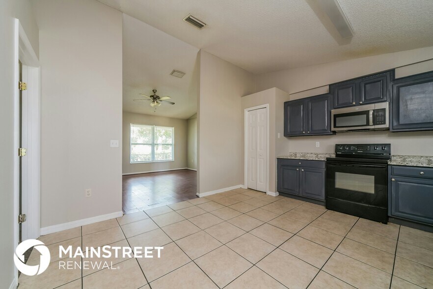 Building Photo - 36 Bolton Ct