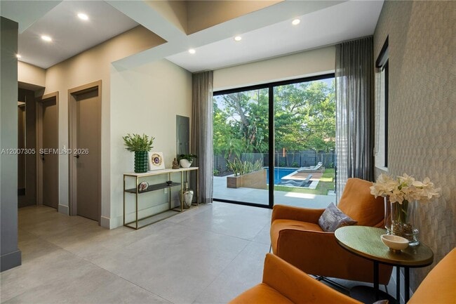 Building Photo - 145 NE 49th St