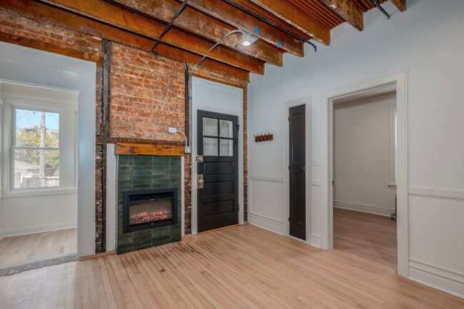 Building Photo - 7236 S Fairfield Ave