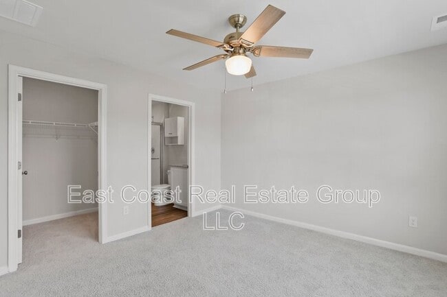 Building Photo - 266 Gumspring Dr
