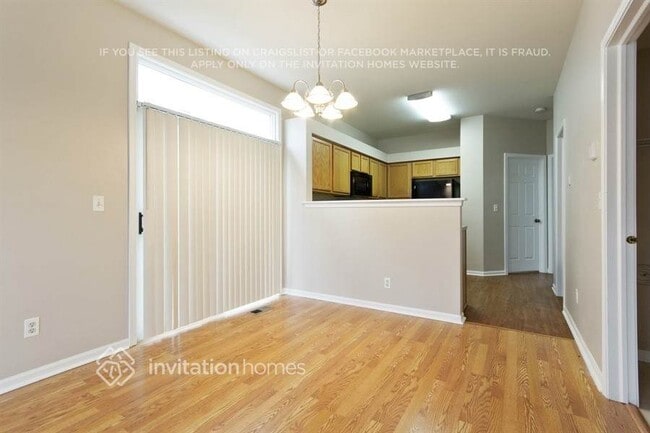 Building Photo - 370 Reston Cir