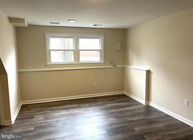 Building Photo - 1619 Howard Chapel Ct