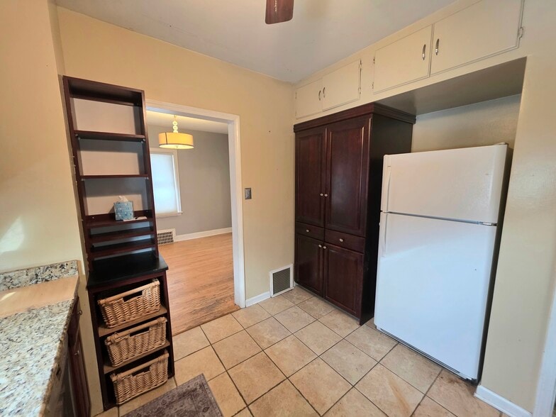 Building Photo - 4017 S 1st St