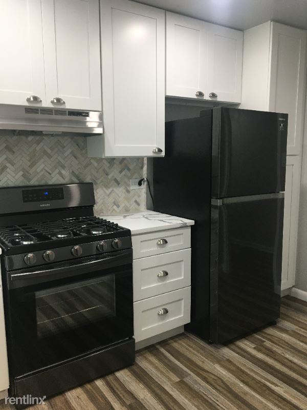 Building Photo - 1 br, 1 bath Condo - 10626 Weymouth St