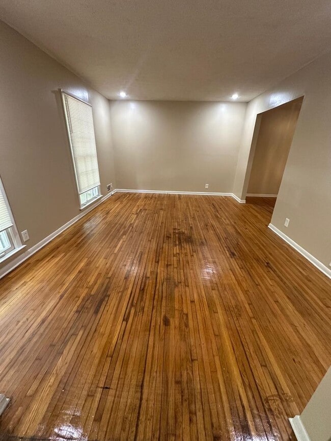 Building Photo - 524 San Marcos Way