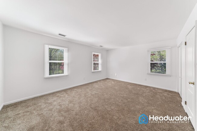 Building Photo - House for Rent in Coatesville