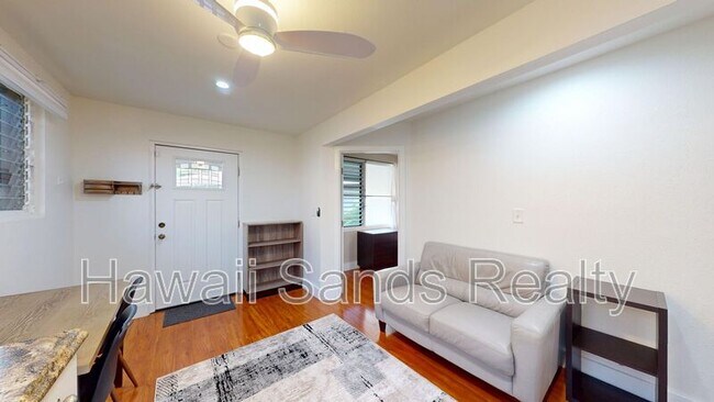 Building Photo - 4566 Sierra Dr