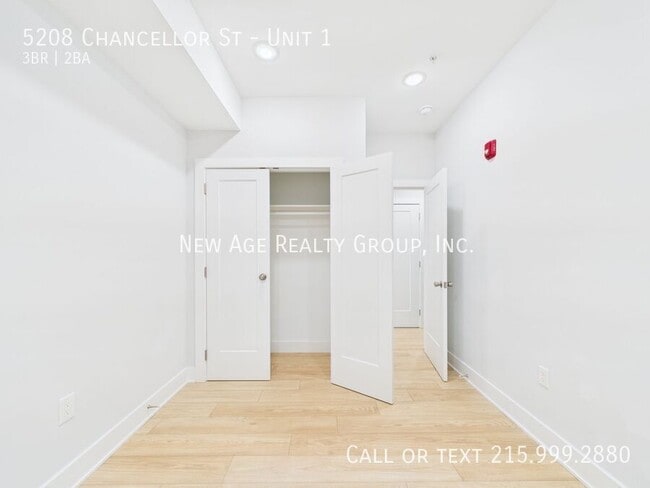 Building Photo - 5208 Chancellor St