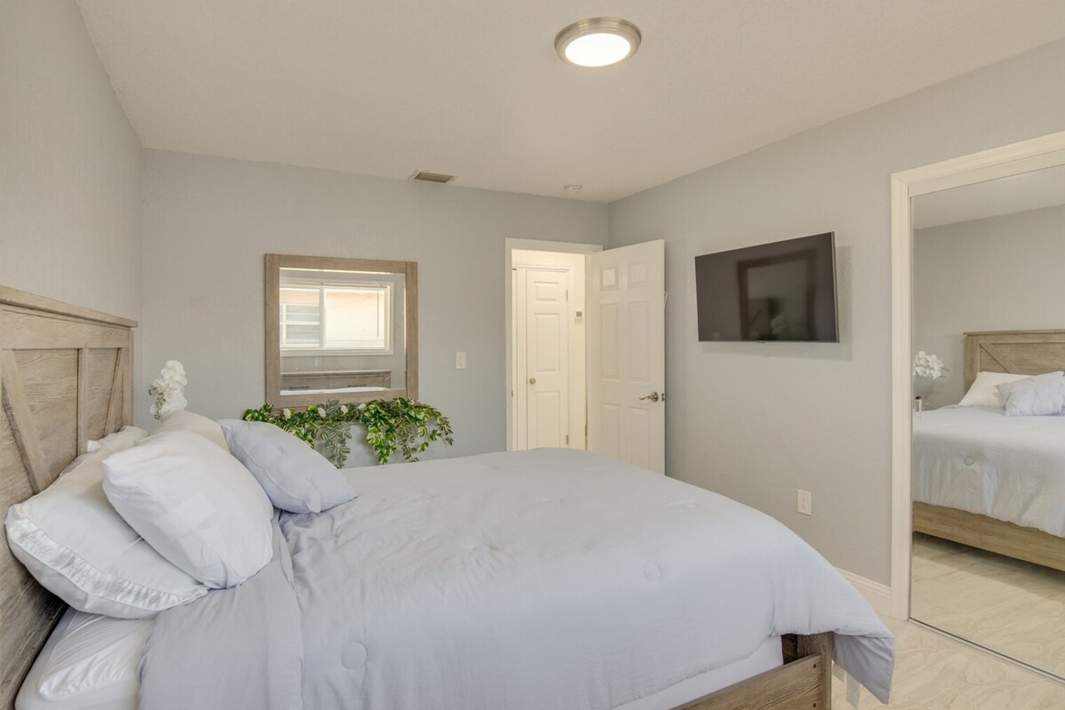 Building Photo - 16205 NW 39th Ct