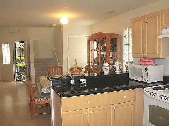 Building Photo - 1513 Molehu Dr