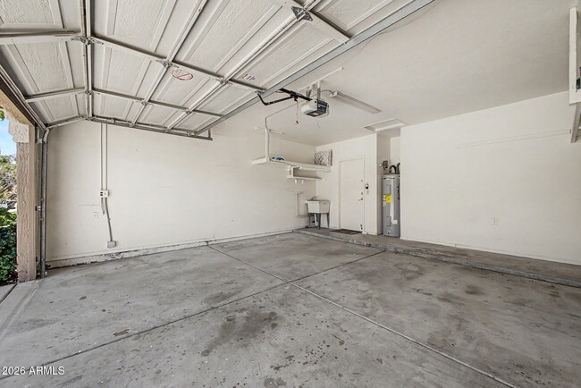 Building Photo - 842 W Sun Coast Dr