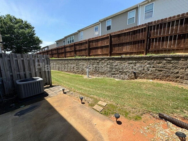 Building Photo - 3135 Millington Pl