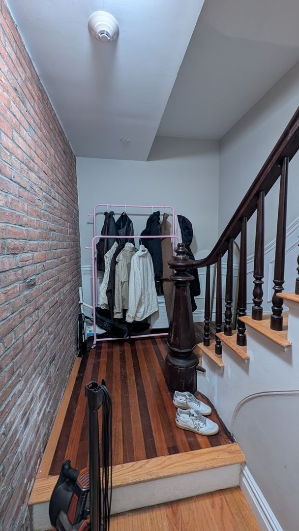 Building Photo - Beautifully Designed Luxury 2-Bed/2-Bath in the South End
