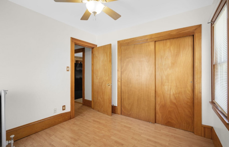 Building Photo - 1745 S 68th St