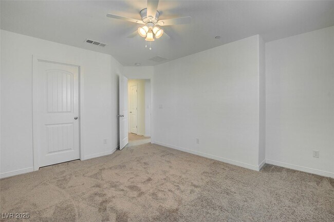 Building Photo - 3045 Historic Horizon Ave