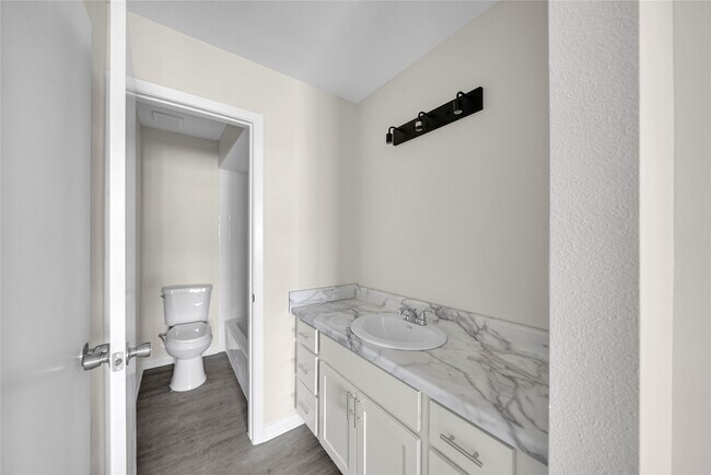 Building Photo - 12619 Ashford Meadow Dr