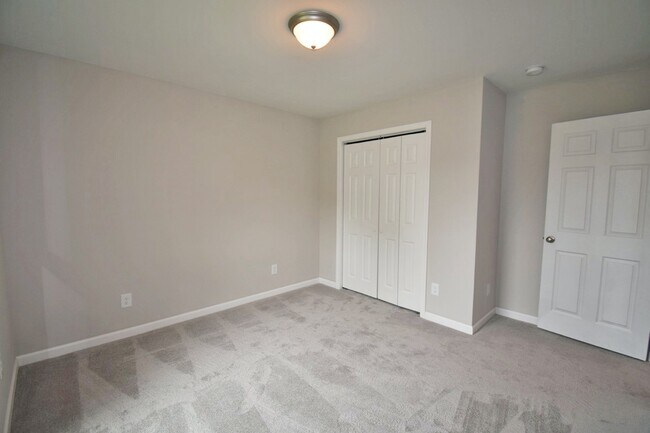 Building Photo - Beautifully remodeled 4BR/2BA one level home in M'boro, triple Rockvale schools!