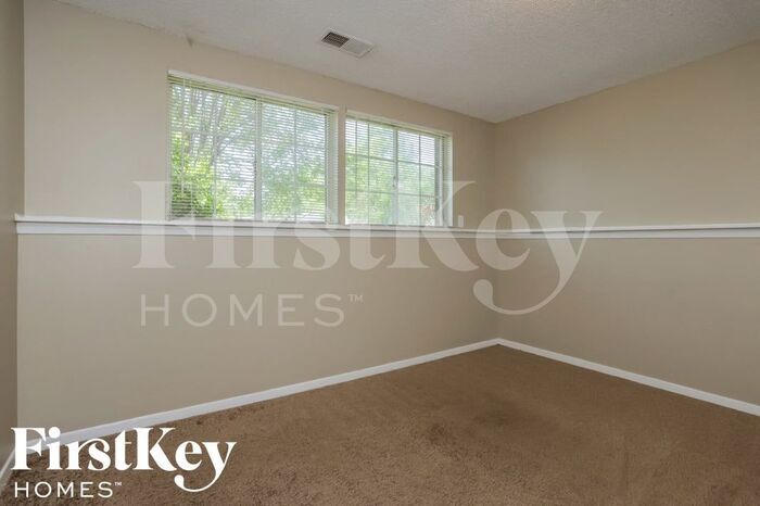 Building Photo - 4321 Castle Heights Dr