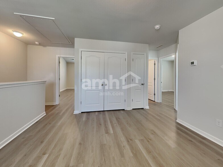 Building Photo - 3026 Wingadee Dr