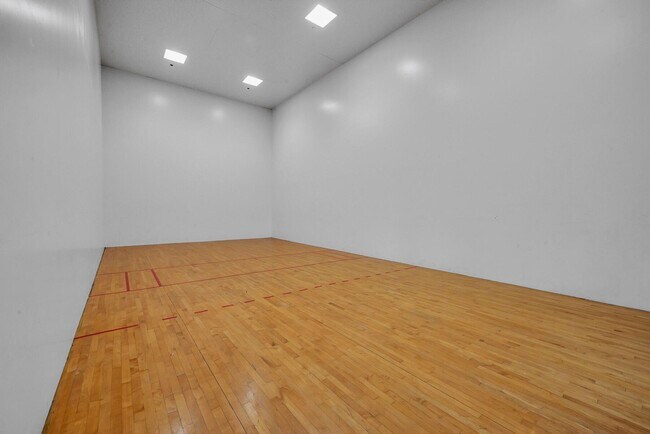 Building Photo - 3624 NW Adriatic Ln