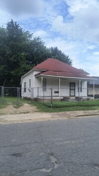 Building Photo - 707 S Tennessee St