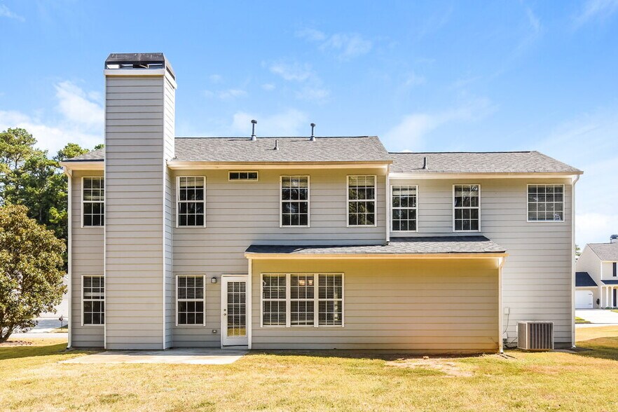 Building Photo - 2809 Golden Club Bend