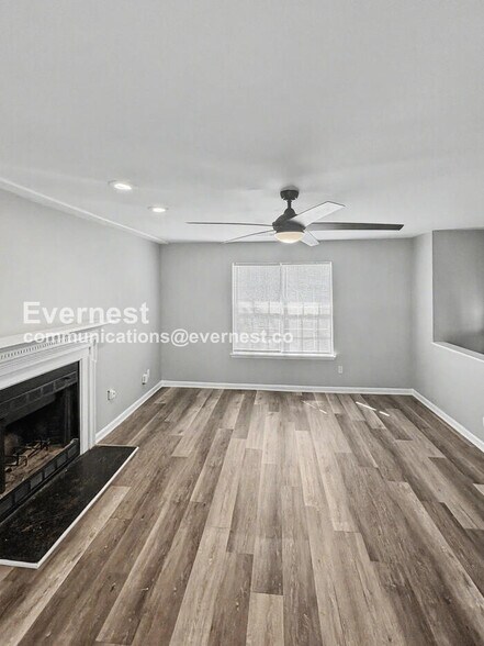 Building Photo - 1510 Marshall Ln SE