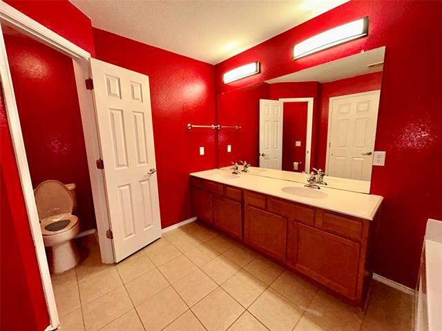 Building Photo - 8421 Yellow Buckeye Dr