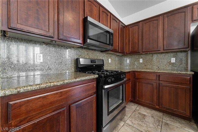 Building Photo - 3828 Kilgores Rocks Ave