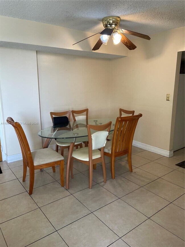 Building Photo - 2055 SW 122nd Ave