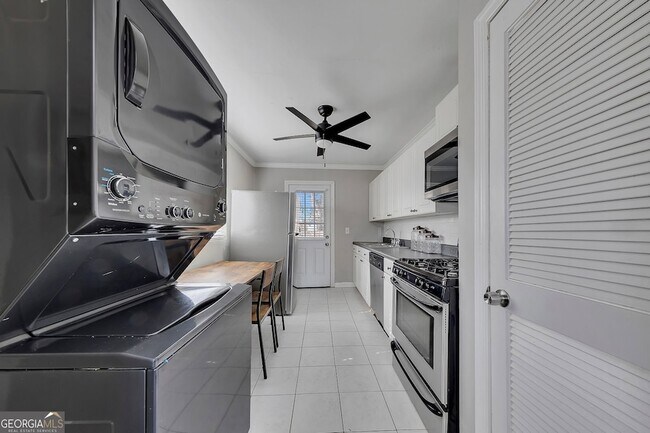 Building Photo - 1040 Herndon St NW