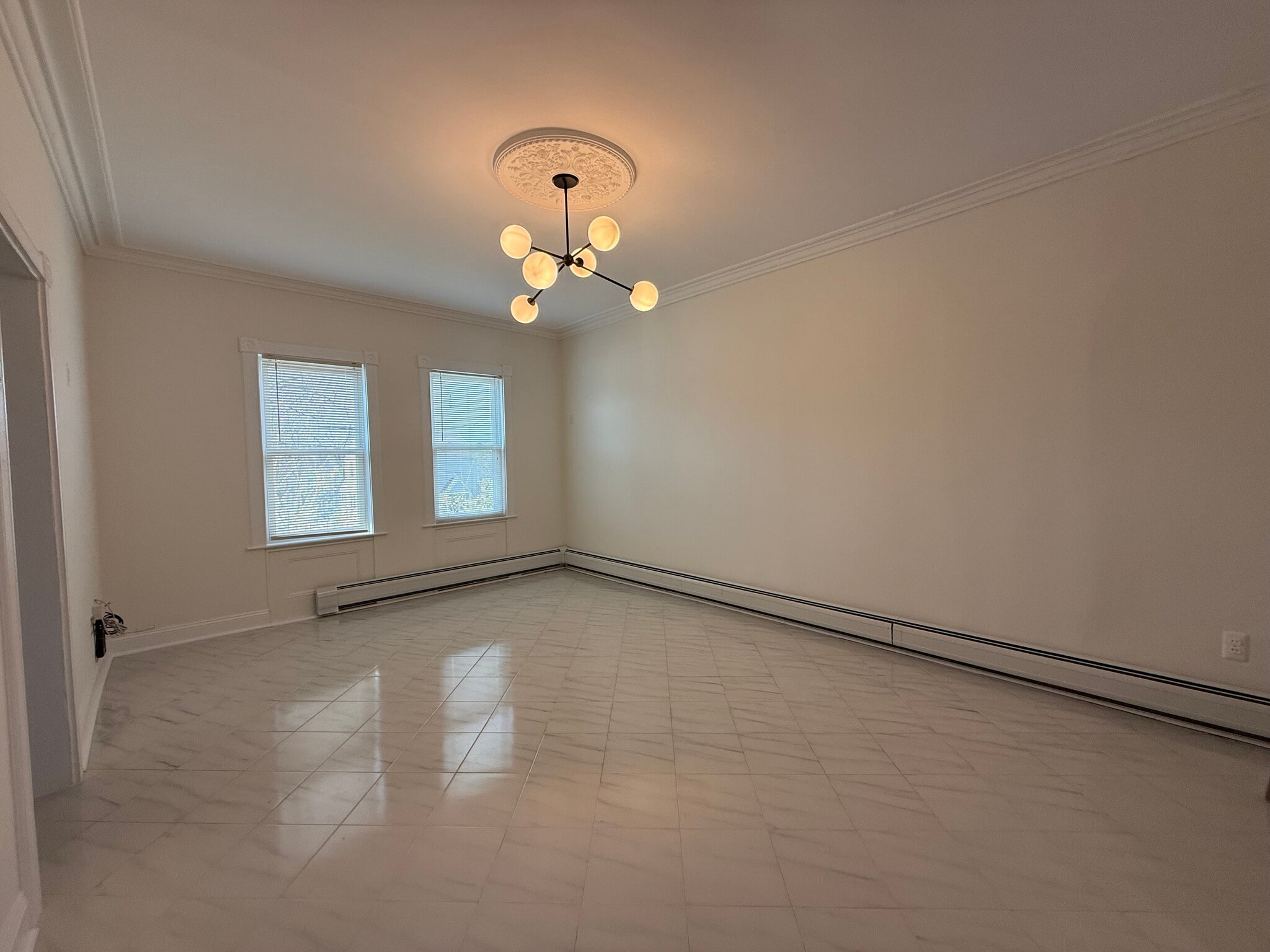 Building Photo - 238 Claremont Ave