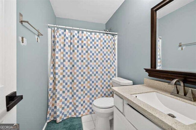 Building Photo - 2865 Stonehenge Ct