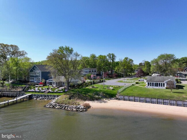 Building Photo - 3541 Oak Dr