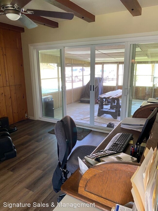 Building Photo - 2 br, 2 bath House - 22420 Van Buren Street