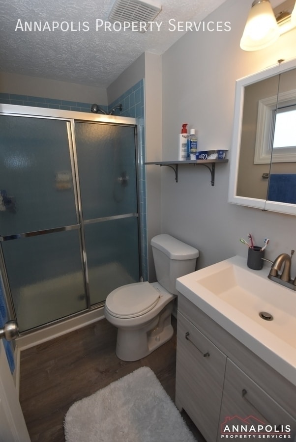 Building Photo - 1663 Canonade Ct