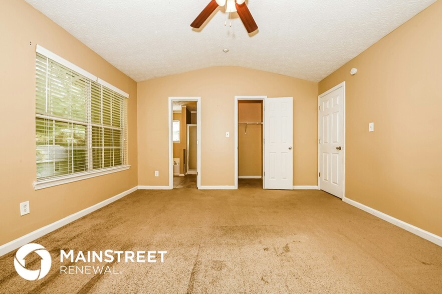 Building Photo - 20 Woodside Ct