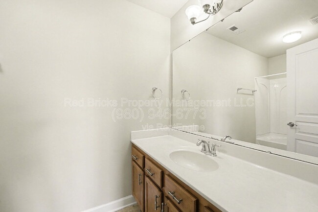 Building Photo - 13844 Cypress Woods Dr