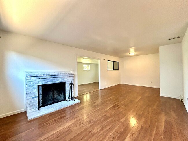 Building Photo - 3775 Mt Everest Blvd