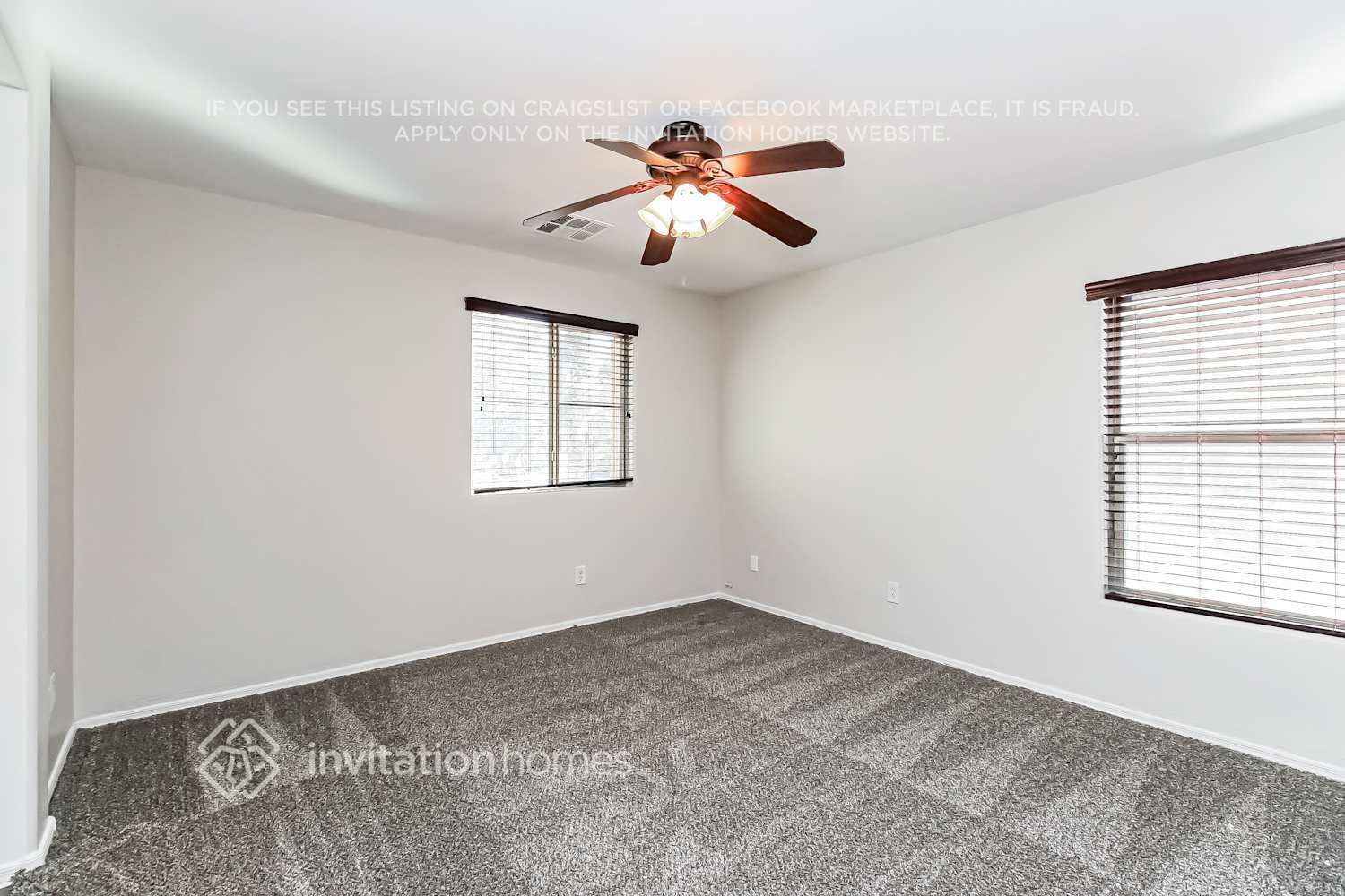 Building Photo - 3771 E Santa Fe Ln