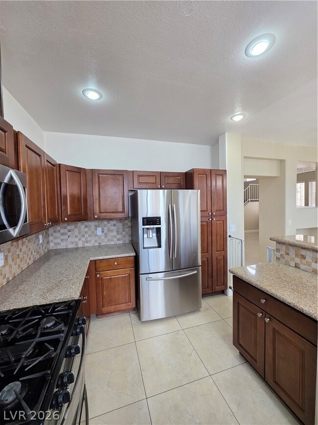 Building Photo - 2524 Silver Shadow Dr