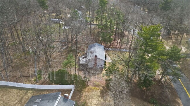 Building Photo - 74 Hurlburt St