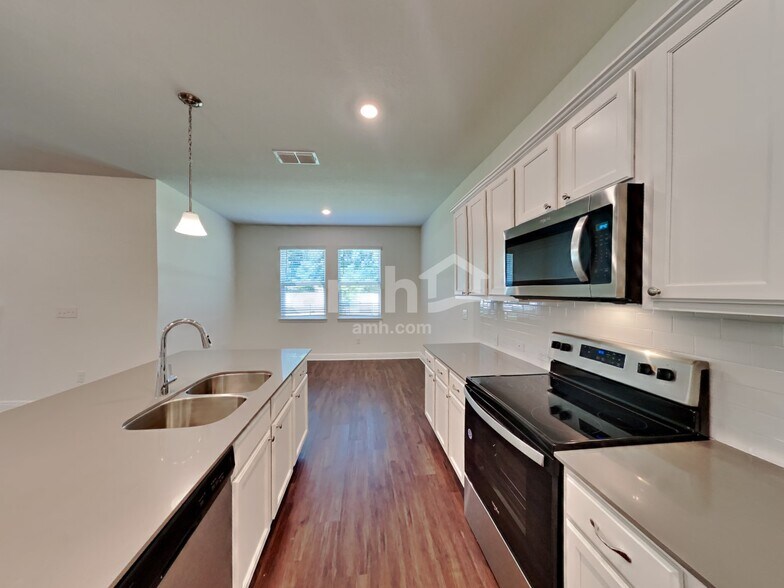 Building Photo - 22477 Bellini Cir