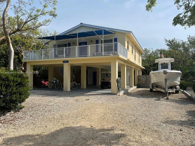 Primary Photo - 1013 Snapper Ln