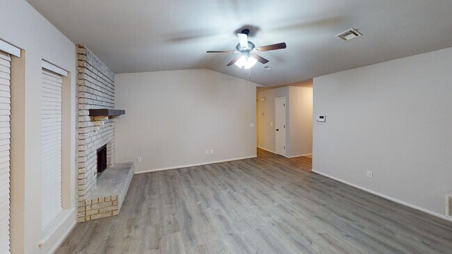 Building Photo - 9215 S 92nd E Ave
