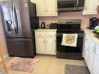 Building Photo - 4602 Martinique Way