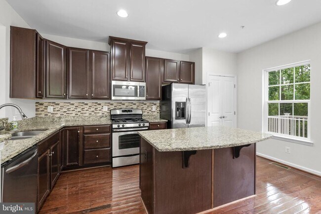 Building Photo - 8621 Enoch Pratt Dr