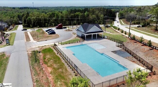 Building Photo - 510 Winding Meadow Ln