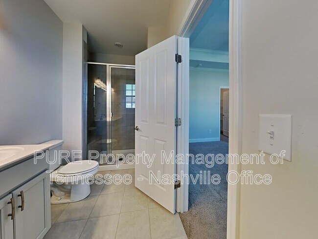 Building Photo - 1750 Park Terrace Ln