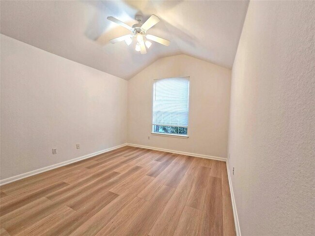 Building Photo - 1508 Cosmos Way